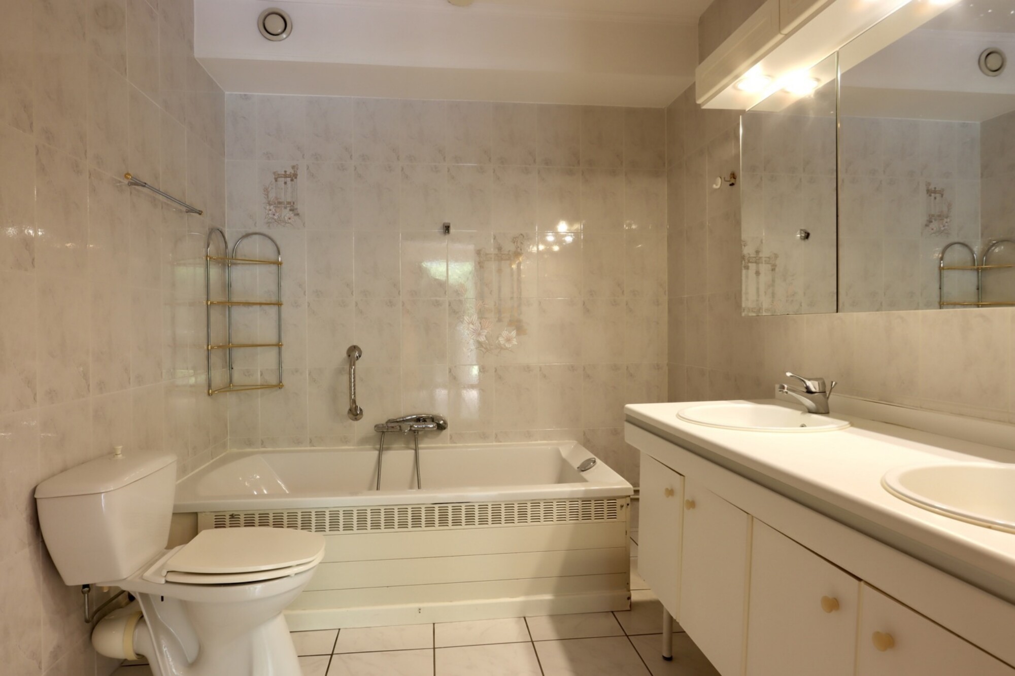 400010e66f7f4f35bb1edf6f2d7dada0