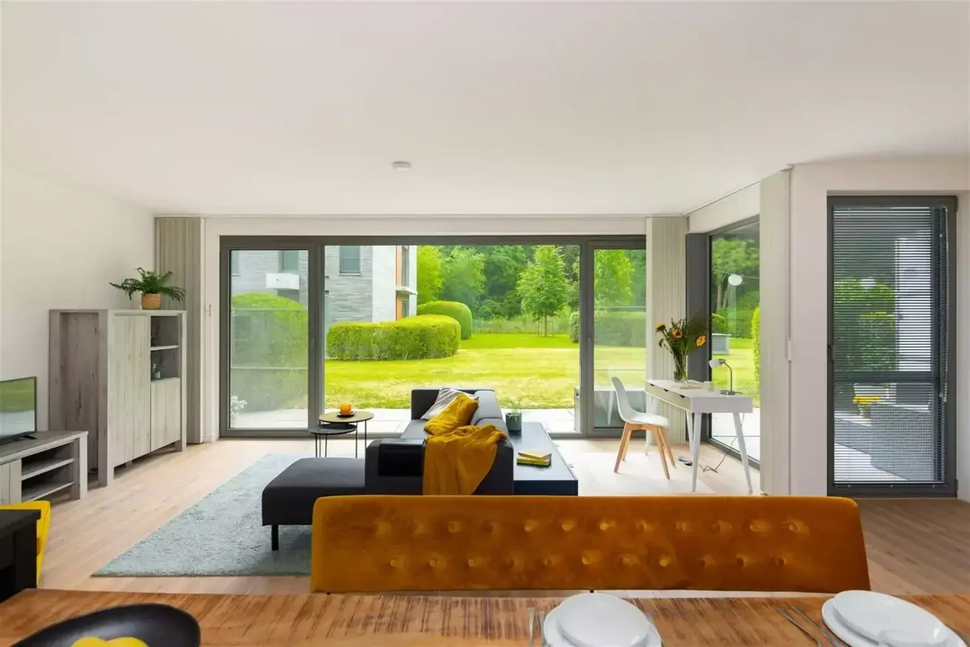 8b9a83de8794426dbb77831f4809b33f